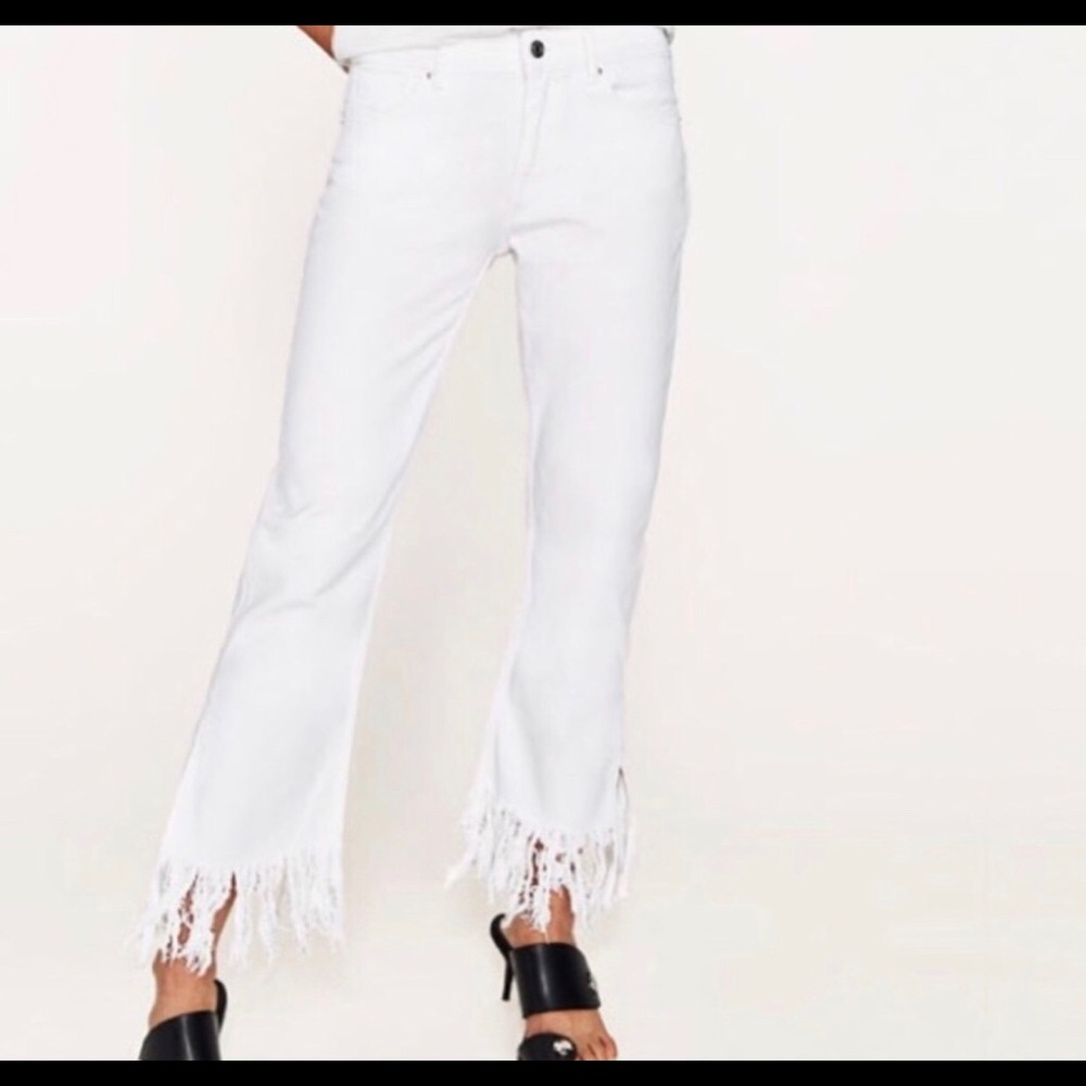 Frayed ZARA jeans size 0